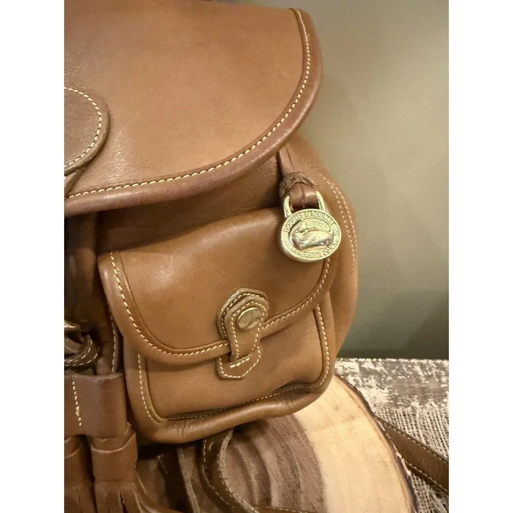 Vintage Dooney & Bourke 1999 Canyon Glove Honey Tan Leather Tassel Backpack